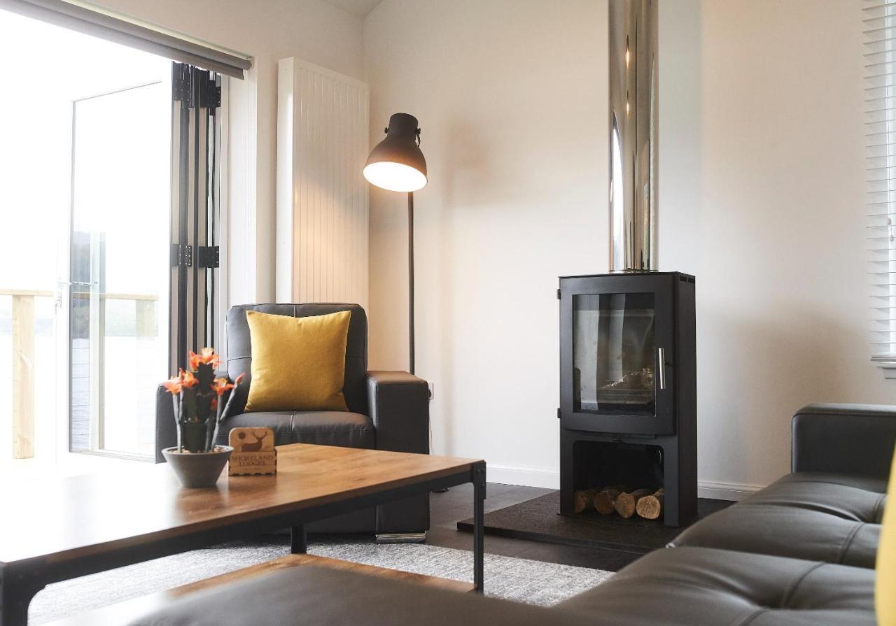 Shoreland Lodges - Holly Lodge Fort Augustus Bagian luar foto
