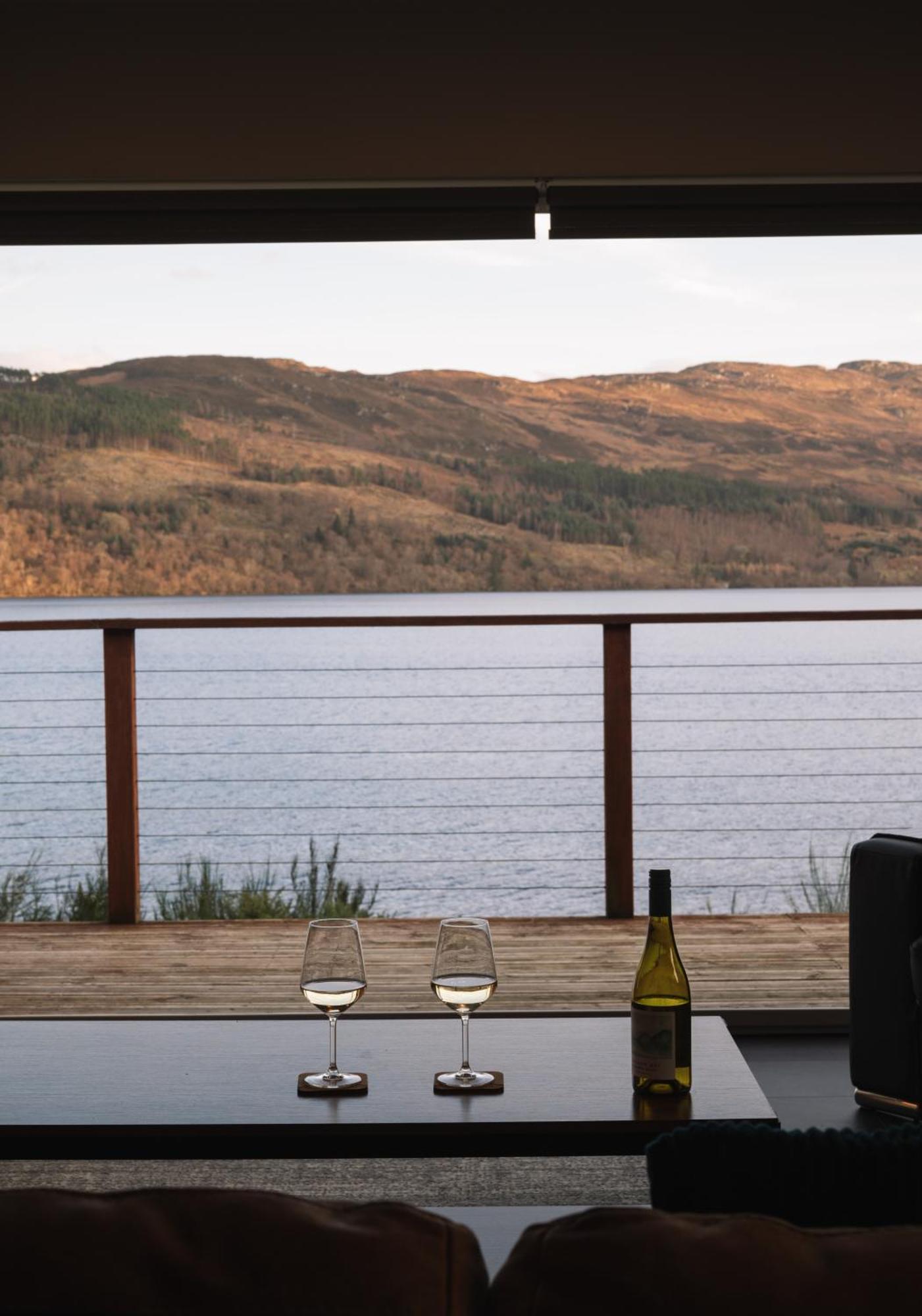 Shoreland Lodges - Holly Lodge Fort Augustus Bagian luar foto