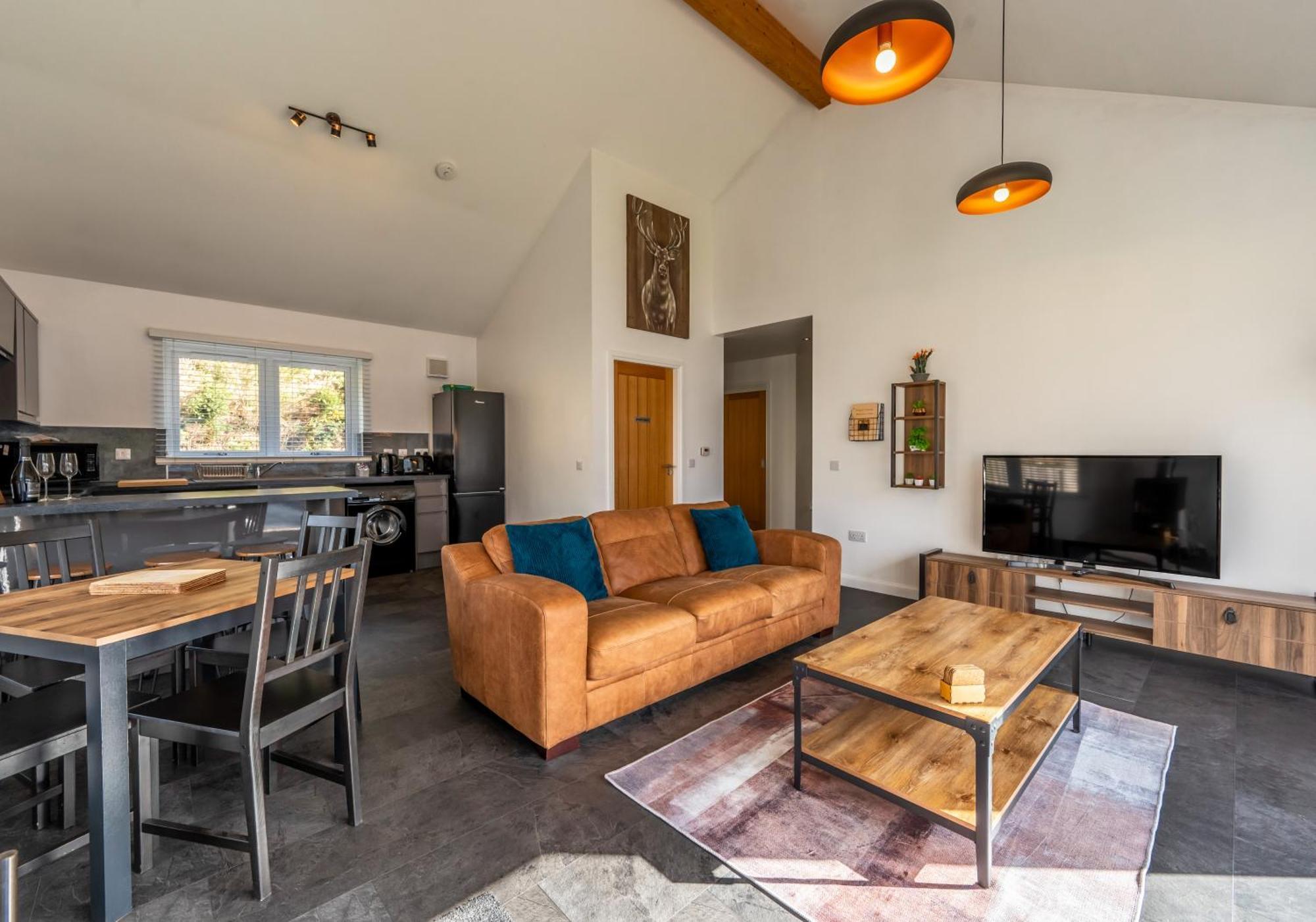 Shoreland Lodges - Holly Lodge Fort Augustus Bagian luar foto