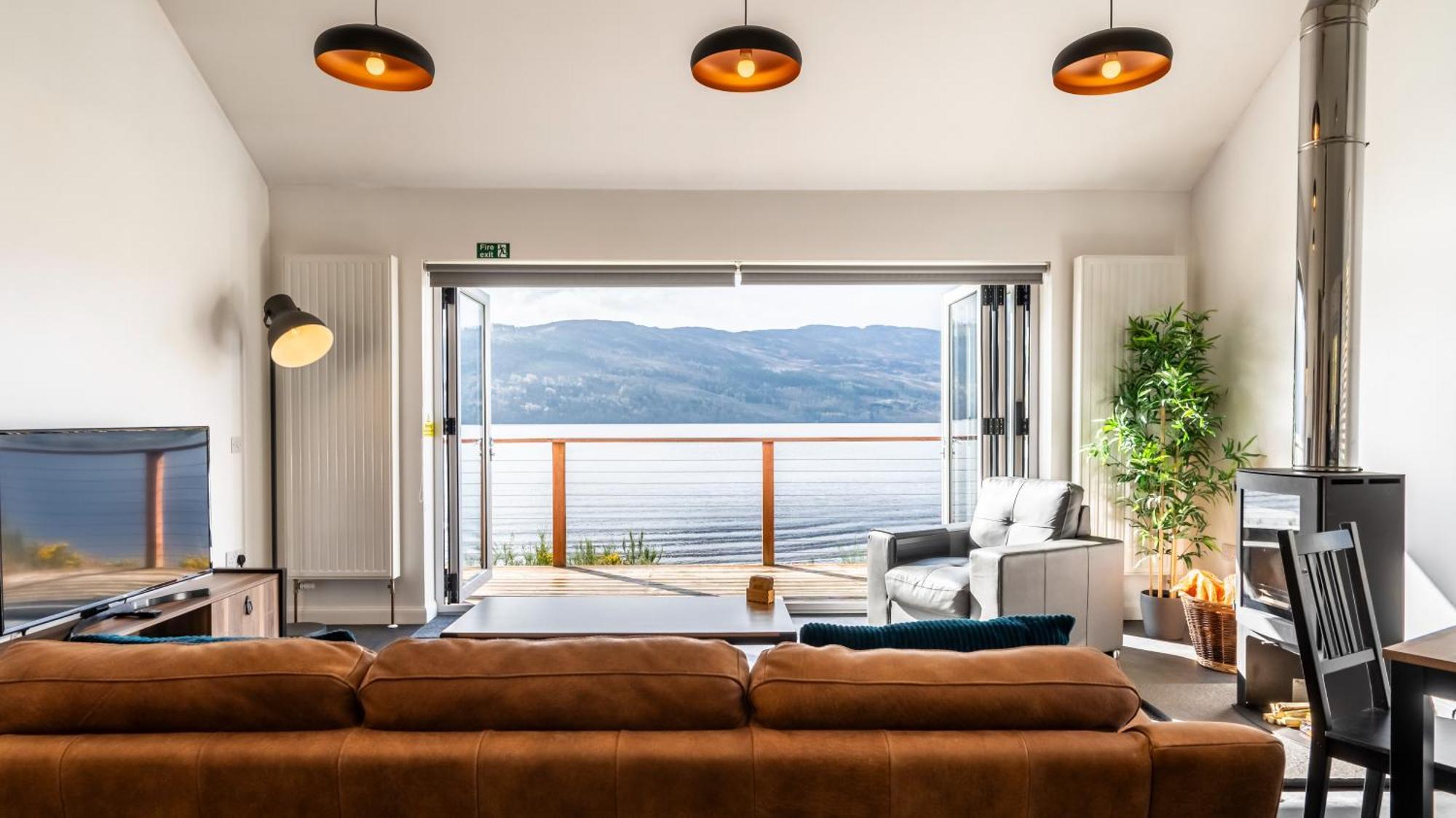 Shoreland Lodges - Holly Lodge Fort Augustus Bagian luar foto