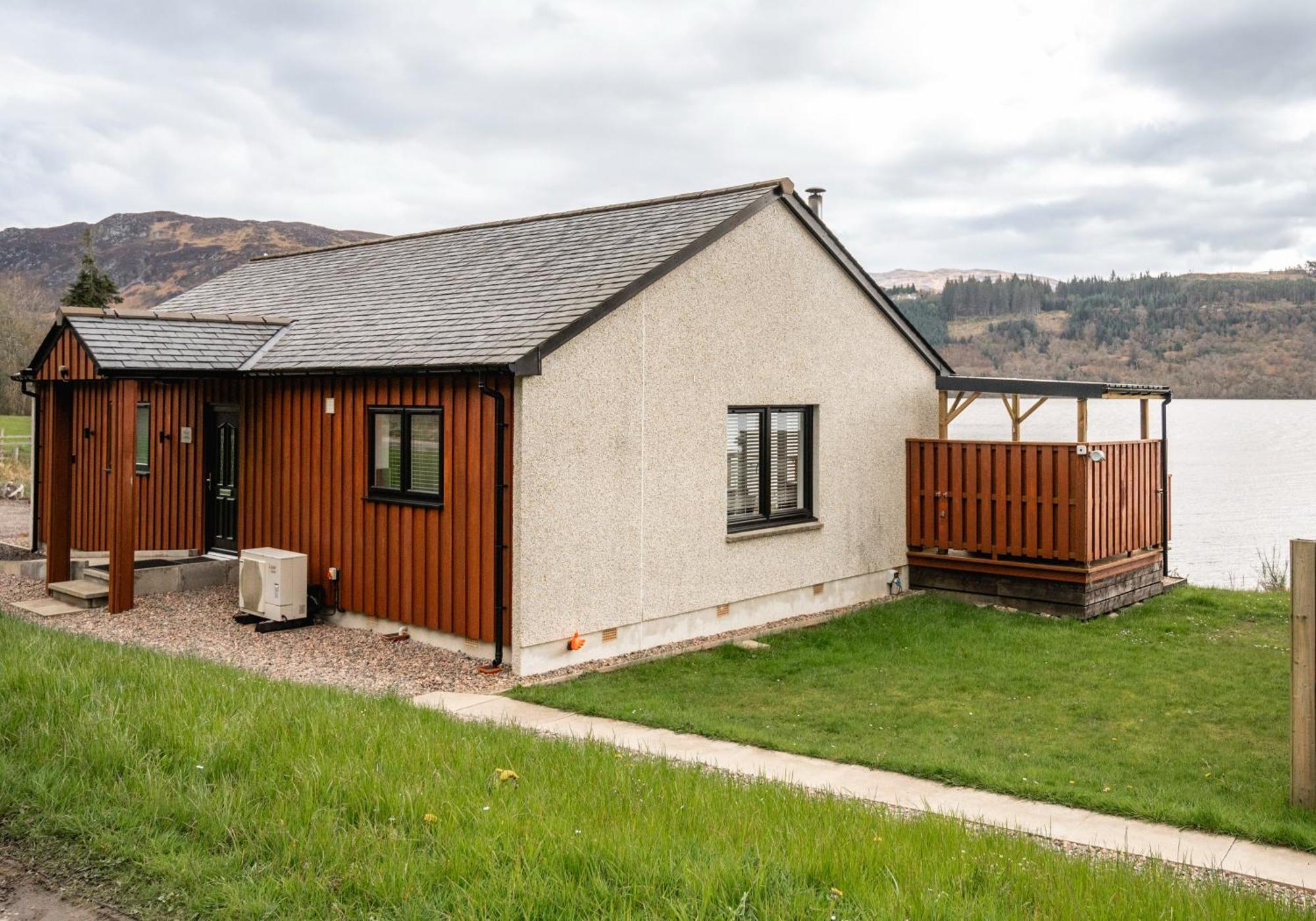 Shoreland Lodges - Holly Lodge Fort Augustus Bagian luar foto