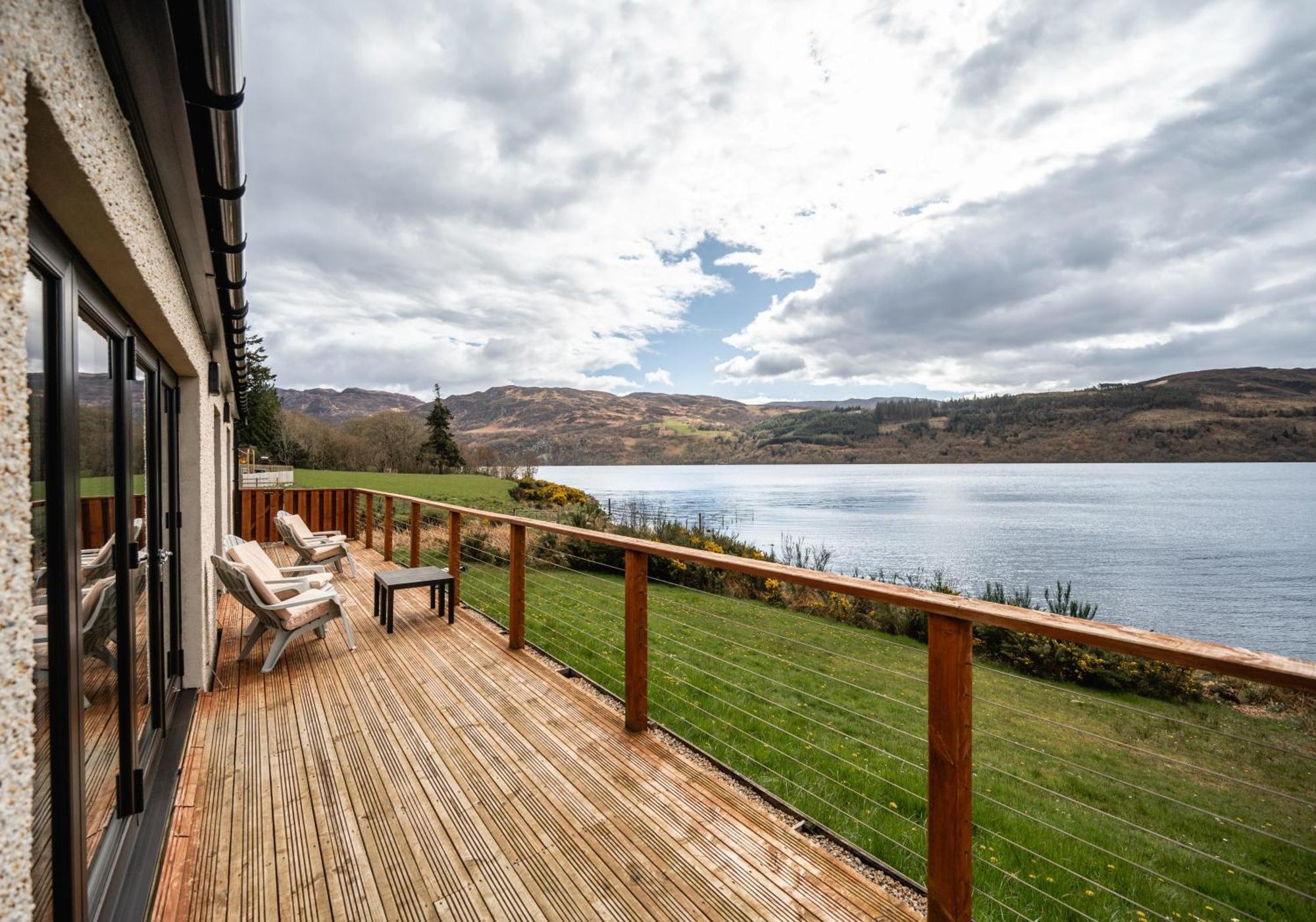 Shoreland Lodges - Holly Lodge Fort Augustus Bagian luar foto